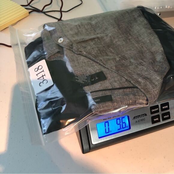 Tahari Linen Shirt Womens 1X Black Button Front Roll Tab Long Sleeve - Picture 8 of 8